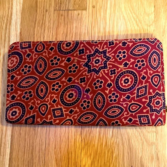 Fabric zippered wallet - Picture 2 of 8